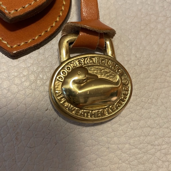 Vintage Dooney and Bourke Large Satchel - Picture 6 of 10